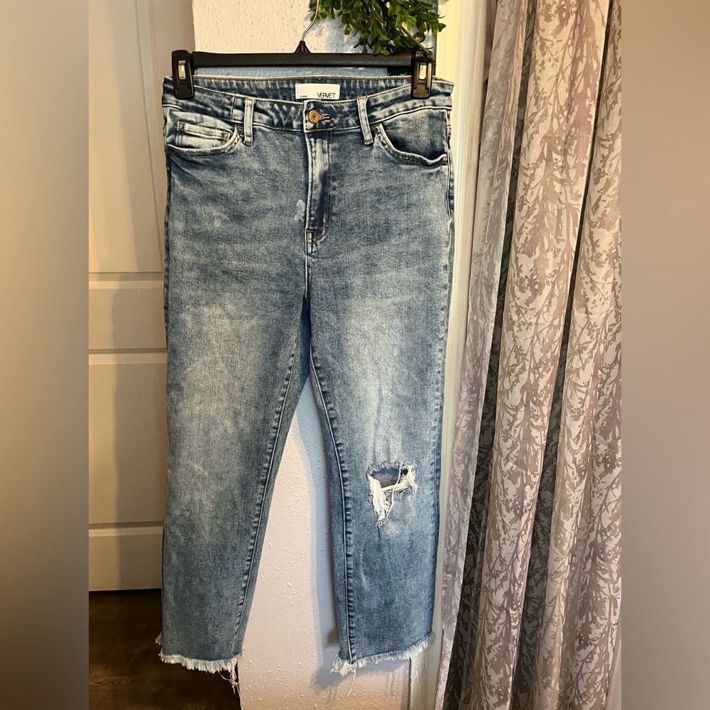 Vervet | Distressed Straight Leg Jeans | Size 30